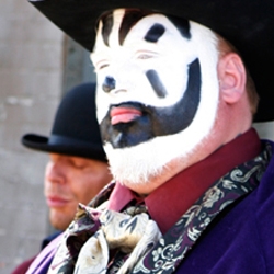 20110203_915337690