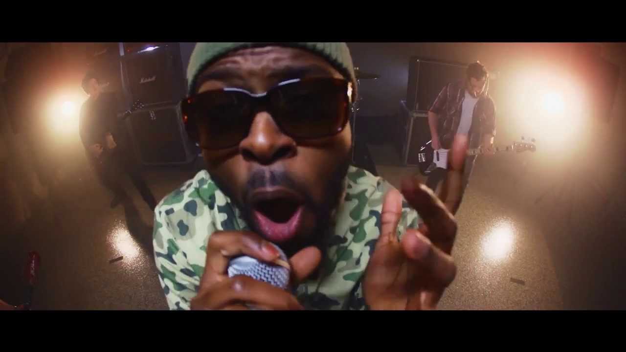 Black Oxygen & Irv Da PHENOM! – “Madman”