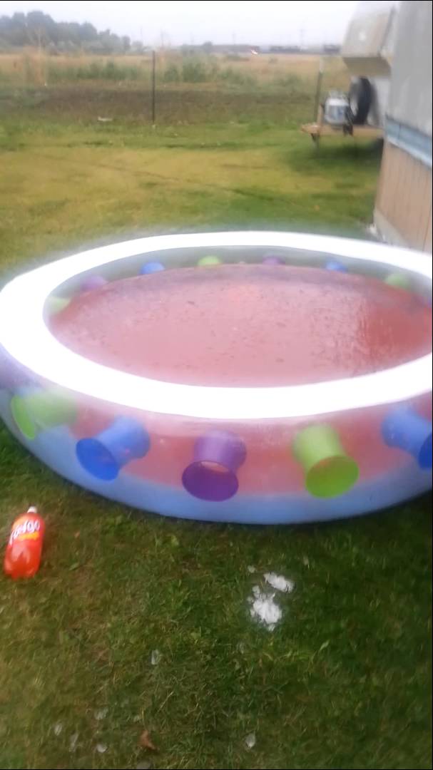 Sean Ellis (FrozenInk & MontanaGetsTwiztid) takes on the Faygo Ice Bucket Challenge!