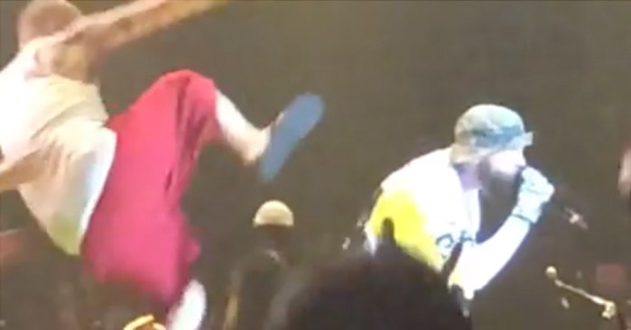 shaggy2dopedropkick