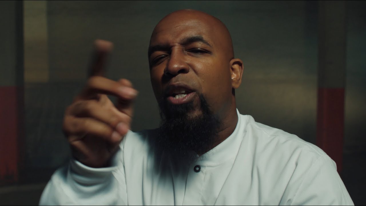Tech N9ne – Dr. Sebagh (ft. Landxn Fyre) | OFFICIAL MUSIC VIDEO