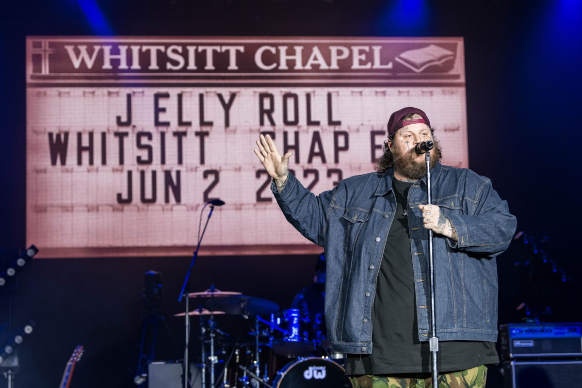 Jelly-Roll-Photo-by-Andrew-Wendowski-1
